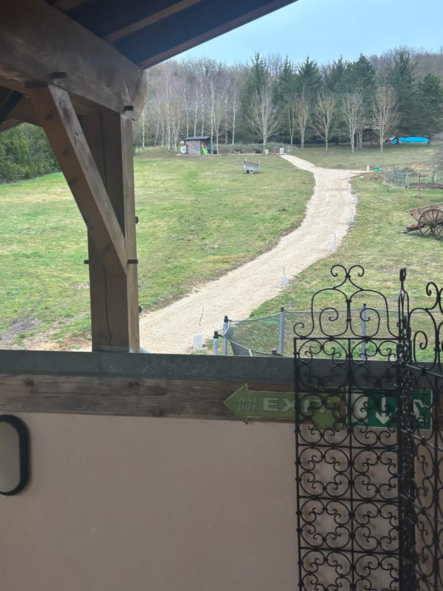 Le Domaine Du Lavoir Villemoiron-en-Othe Exterior photo